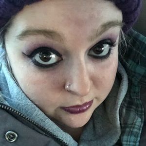 Meet your Posher, Danee